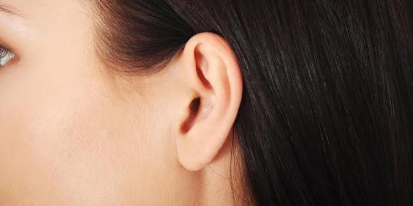 别等听不见才后悔!这5个伤耳习惯,90%的人每天都在做 别等听不见才后悔!这5个伤耳习惯,90%的人每天都在做